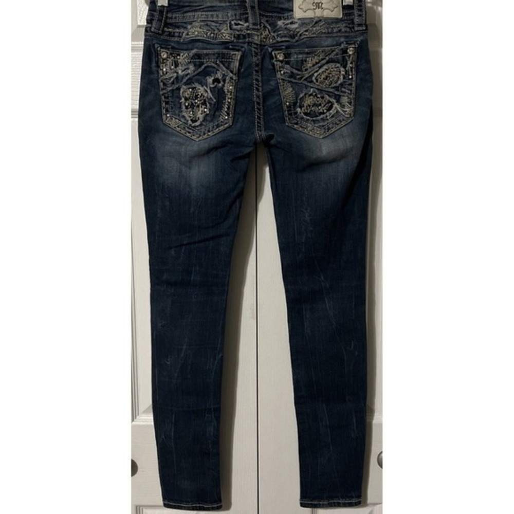 Miss Me Signature Embroidery Destroyed Pocket LowRise Skinny Jeans SZ 26 (28x31)